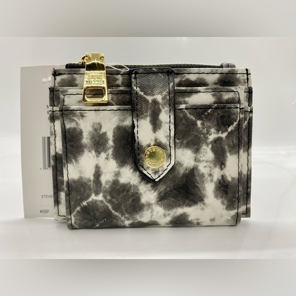 Steve Madden Tie Dye Credit Card Wallet - Picture 4 of 11